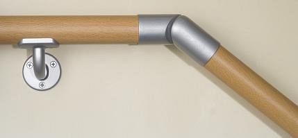 jowi_img_handlaeufe-stahl-mit-holzdekor-flexofit_anwendungsbeispiel_02