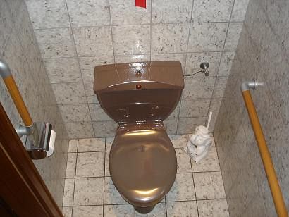 jowi_img_handlaeufe-stahl-mit-holzdekor-flexofit_anwendungsbeispiel_04