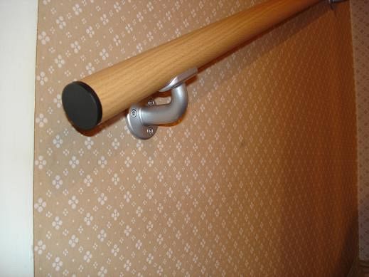 jowi_img_handlaeufe-stahl-mit-holzdekor-flexofit_anwendungsbeispiel_19