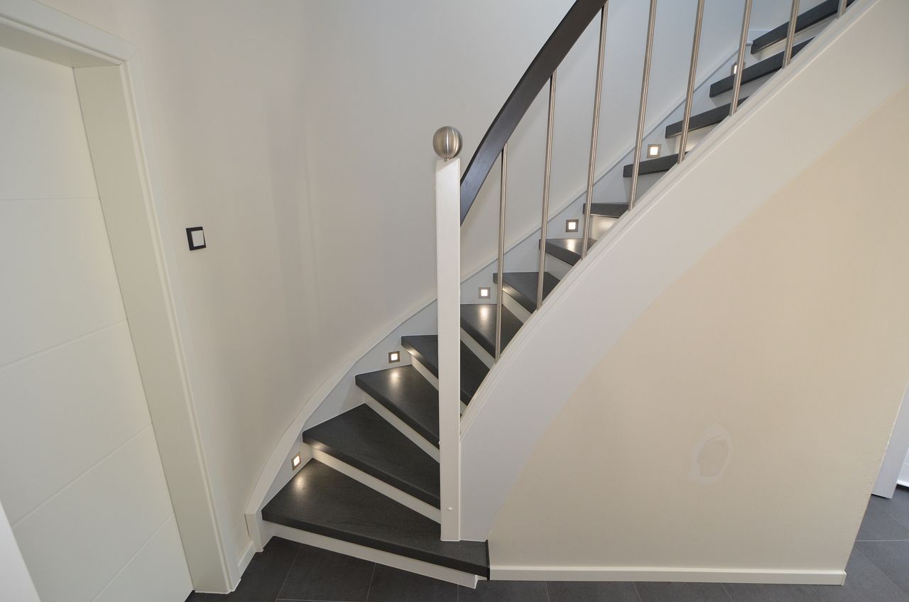 Treppenrenovierung mit Laminat - Beispiel - 08